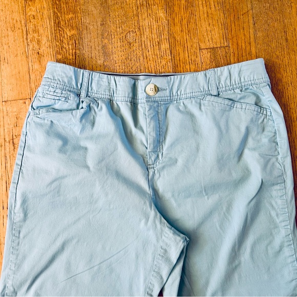 Christopher Banks Sky Blue Comfort Waist Chino Flat Front Capris sz 14  POCKETS - Picture 2 of 9